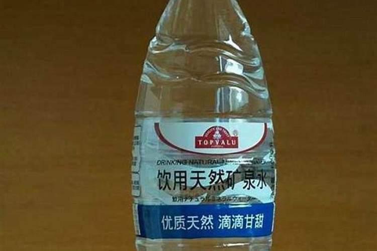 用磷酸二氢钾浇花时,一克磷酸二氢钾要兑多少水？