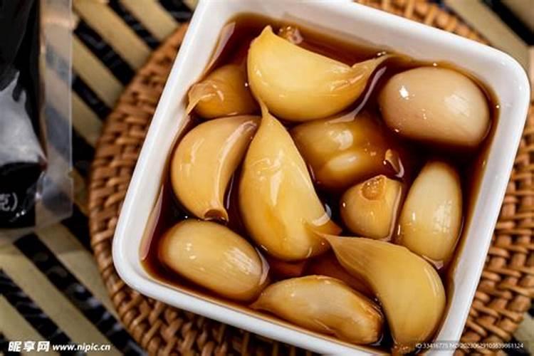 大蒜可以喷醋吗