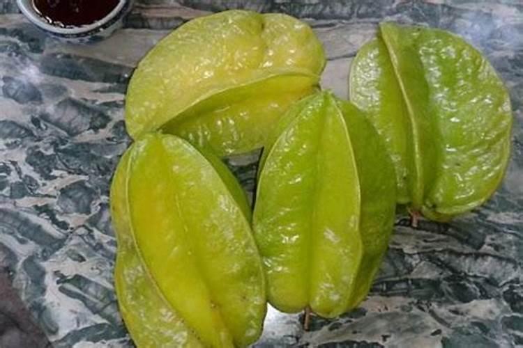 杨挑喜水吗？需要多少天浇一次水