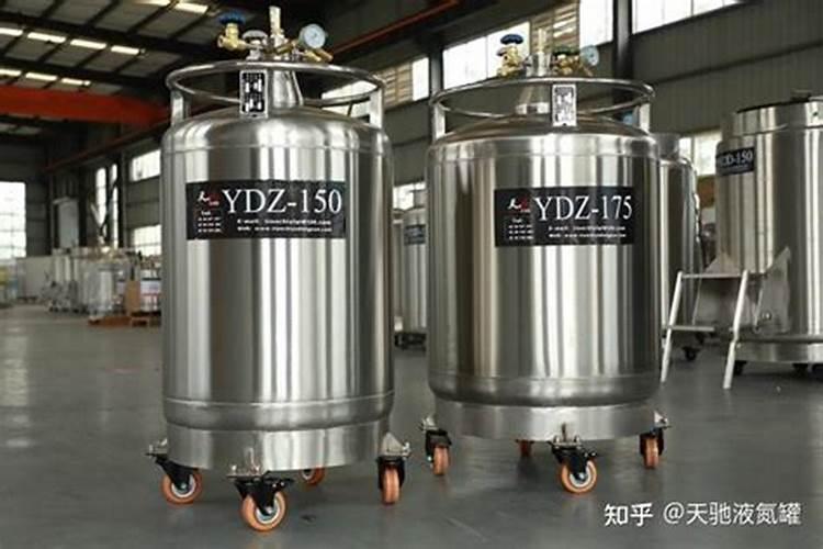 果树叶子发黄了,用什么肥料改善？