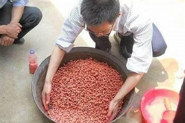 花生什么时候打钙肥？
