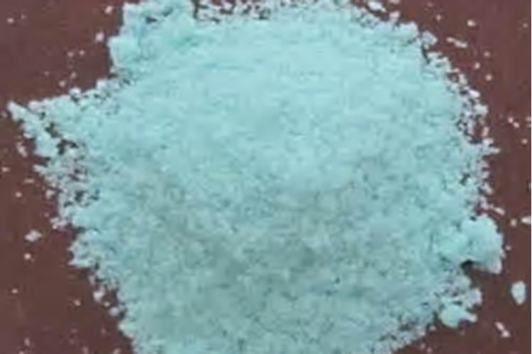 怎样配制和使用矾肥水？有哪些花卉适合使用矾肥水？
