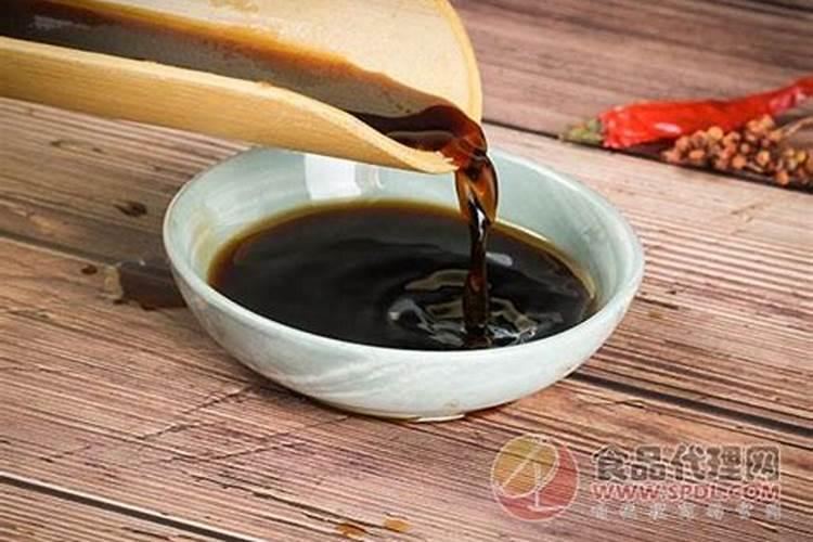 大棚韭菜叶面肥白醋