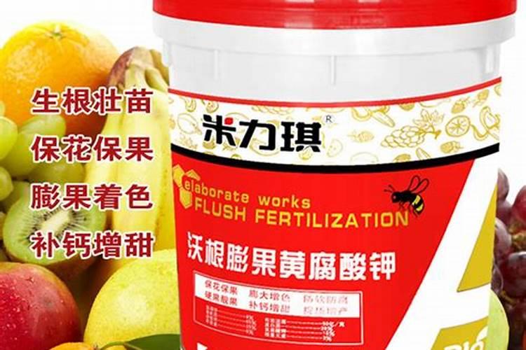 种植小麦,除草剂和硼肥混合使用,作用对象是小麦还是杂草？