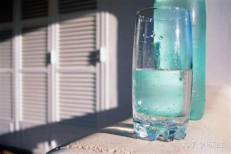 水培红掌里面可以放小苏打吗？小苏打养红掌的正确方法