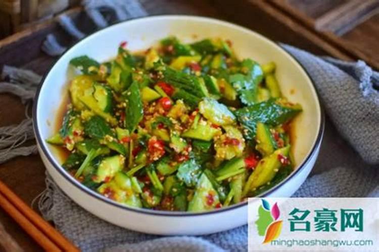 黄瓜浇什么肥料合适