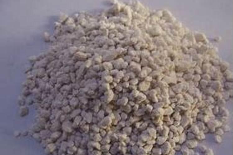 盐碱地种水稻用复合肥好还是二胺好,追肥用尿素还是硫酸胺