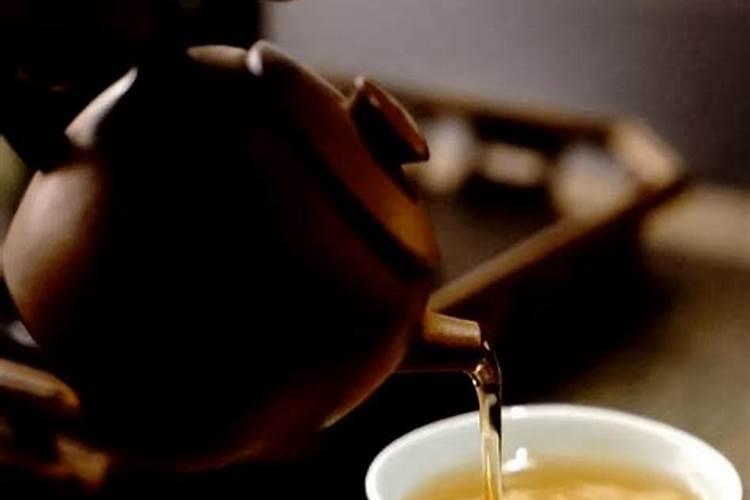 茶树施尿素还是复合肥