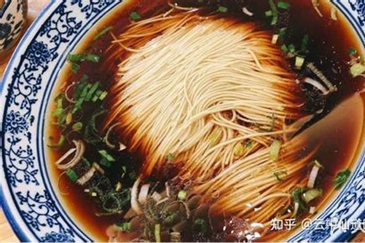 复方愈创木酚磺酸钾口服溶液的作用是什么