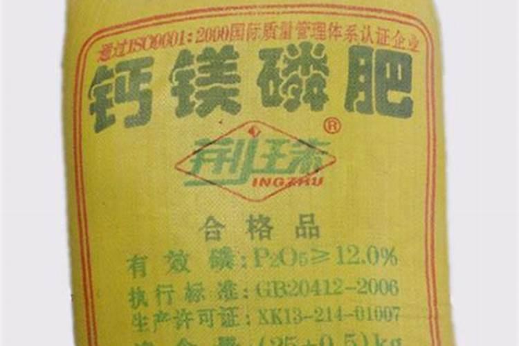 水泥落在了花草上 怎么清除 不伤花草还能恢复以前的绿色啊