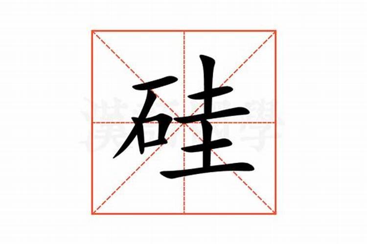 西瓜叶片发黄,怎么回事？(如图)