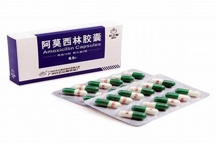 花瓶中养花,在水里加什么能使花活的久一点？