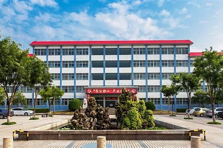 果树专用增产膨果叶面肥料？果树专用叶面肥什么牌子的好？