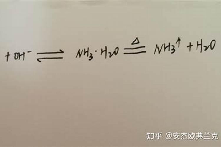 下列各组物质鉴别方法不正确的是( )A..用肥皂水鉴别硬水和软水B..根据...
