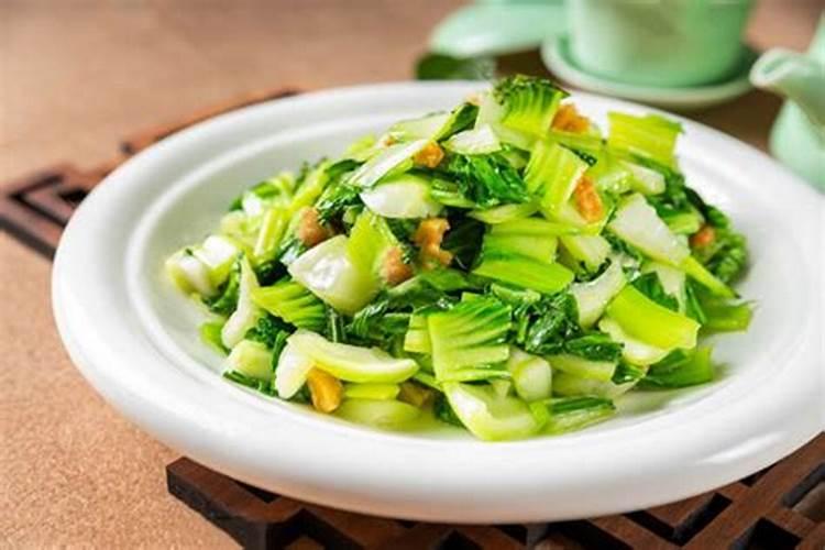 钙肥冲施滴灌好还是叶面喷施好？