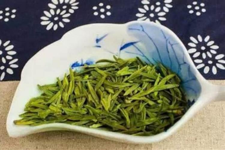 辣椒蚜虫蓟马用什么农药？