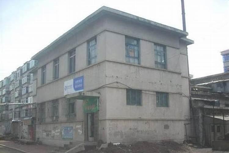 盘锦华锦是个什么公司