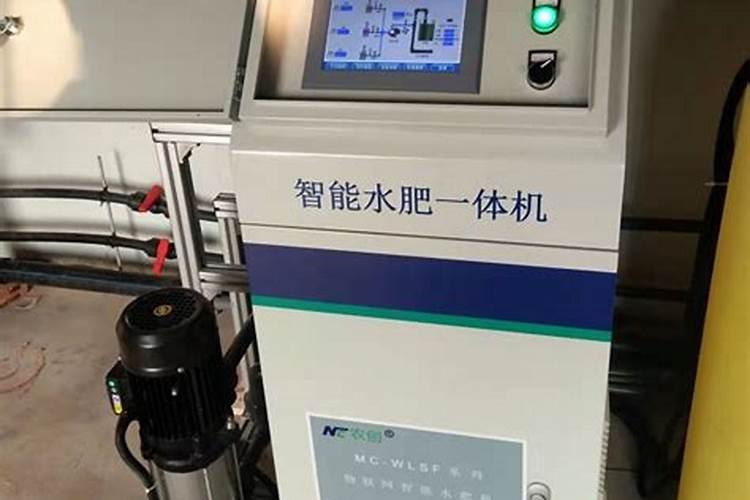 花卉叶面肥多久喷一次比较好 叶面肥打多了有害吗