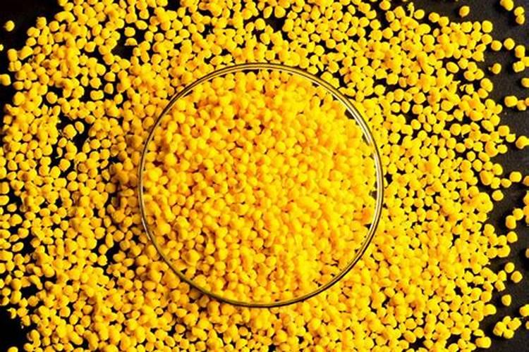 移花苗用黄色小棵粒是什么肥料？