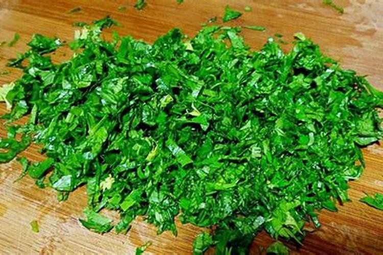 芹菜叶面肥用什么好 注意事项有哪些