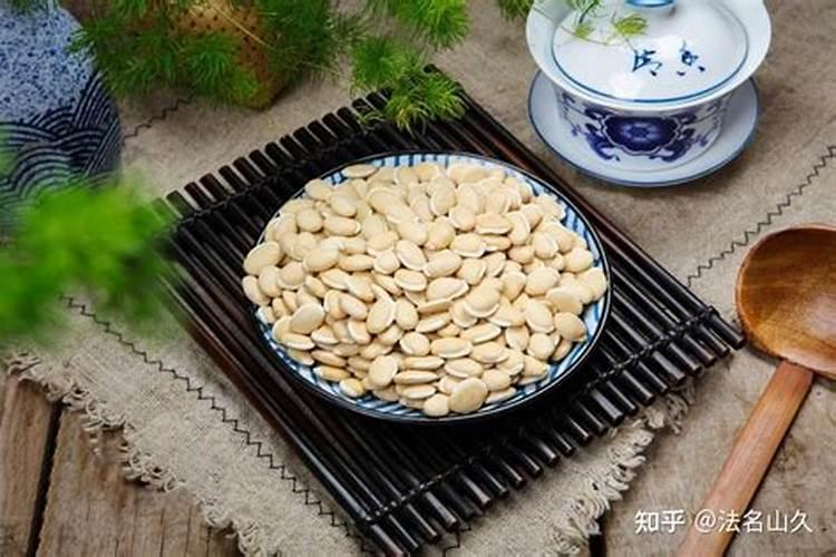 兰花喷什么叶面肥最好