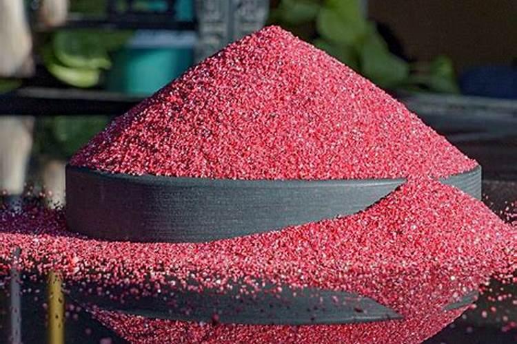 花友们!这是红须朱砂树地栽!花后怎么修剪？