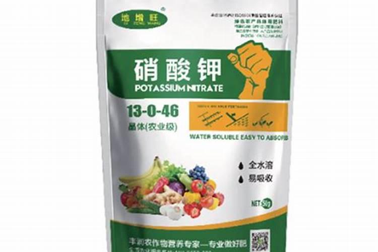 20:20:20水溶肥l壶水加入多少克当叶面肥用？