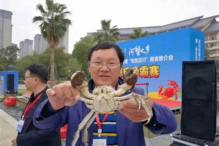 螃蟹养殖后期水肥好还是水瘦好？