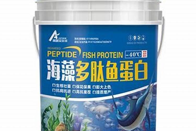 柏树叶末端有黄色粉末
