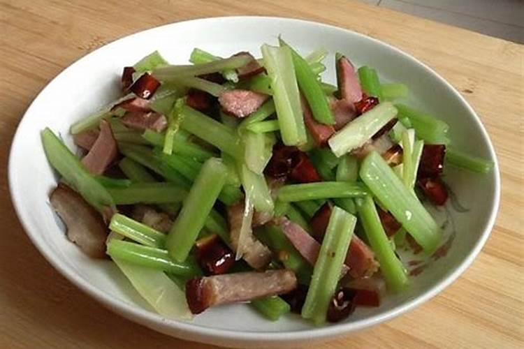 在芹菜种植中,要用好哪些肥料,更有利于实现优质高产？