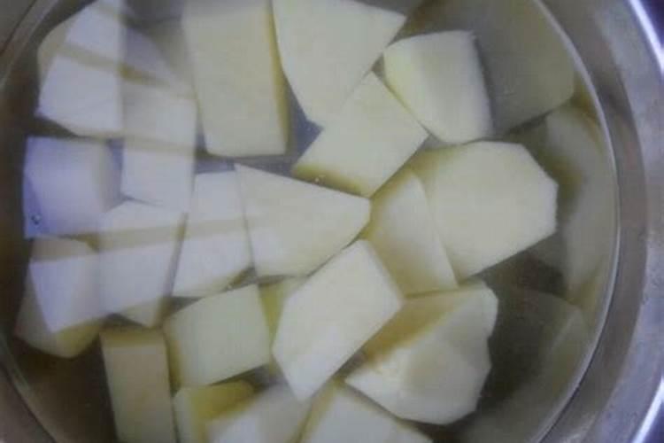 土豆什么时间冲施钾肥？