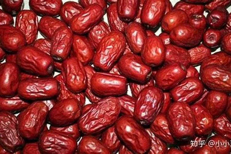 红枣在四月下旬上底肥有效果吗？