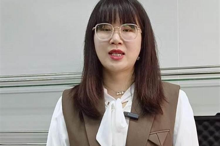 草莓地底肥能用硝态氮复合肥吗