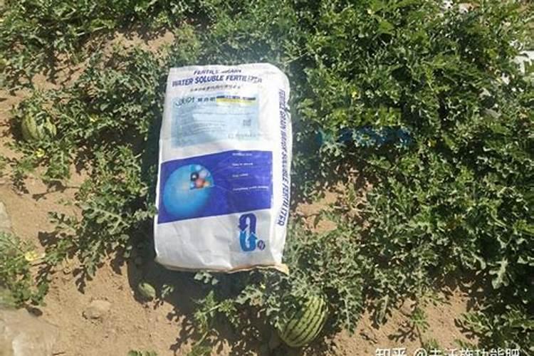 水溶肥是用什么原料配成的