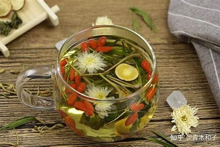 种下茶叶苗后如何管理？什么时候可以施肥？