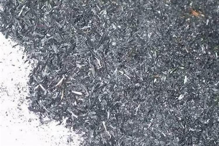 草木灰撒施方法