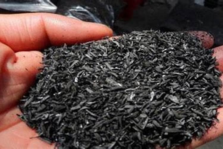 草木灰可以直接撒在花盆里吗 种花可以用草木灰和鸡蛋壳吗