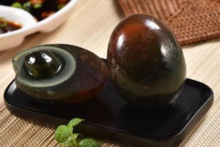 皮蛋为什么有一股刺鼻的味道