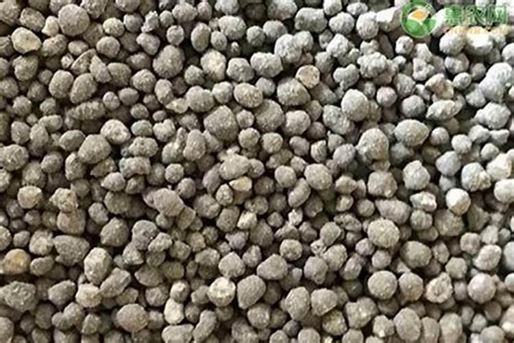 打了草铵膦一个晚上后鸡吃了草有影响吗