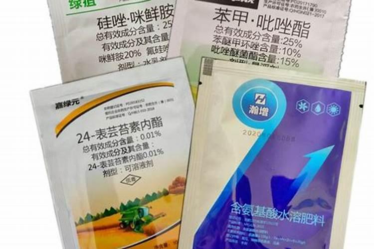 吡唑醚菌酯和磷酸二氢钾和芸苔素搭配的使用量是多少？