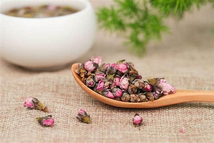 淘宝买的玫瑰花老桩栽盆需要底肥吗？