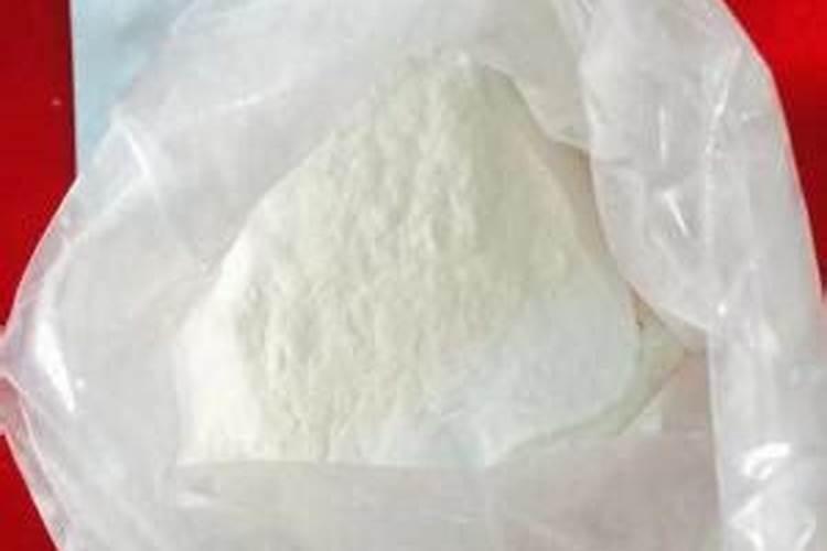 除草剂能和叶面肥一起用吗？