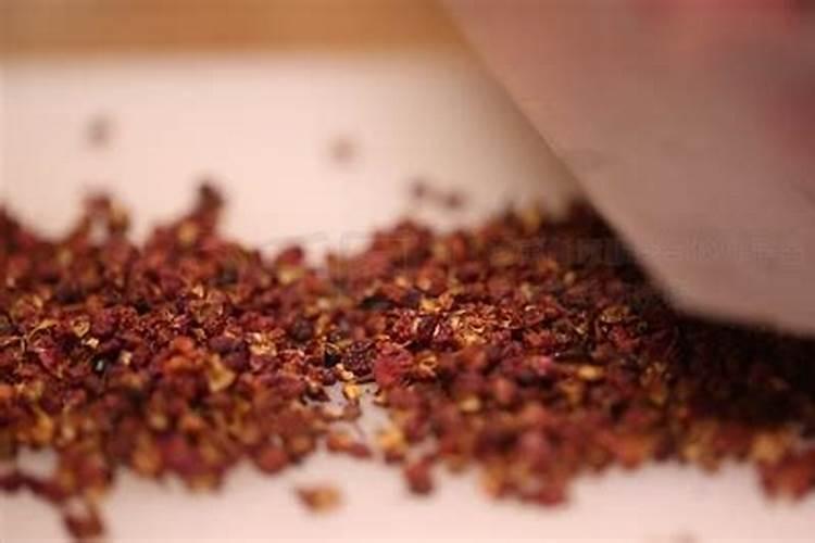 花椒籽用沼液浸泡能育出苗吗？