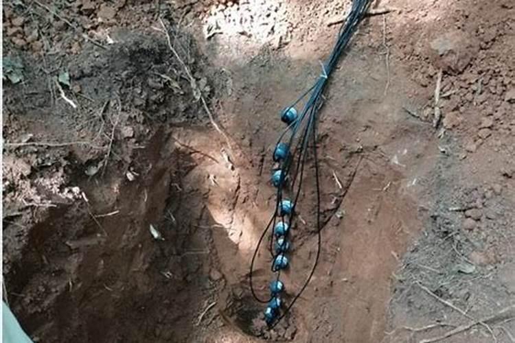 地里施的化肥哪去了,下雨会渗透到地下吗？