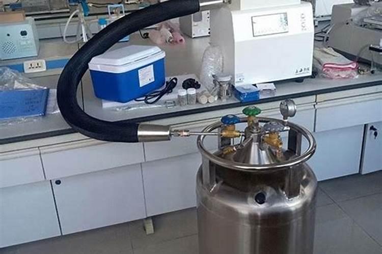 氨的主要用途和工业制法？