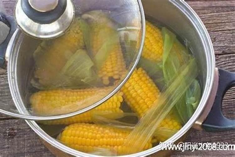 玉米打叶面肥好还是追尿素好