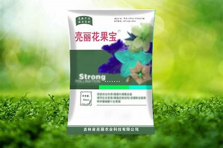 果树保花保果喷什么叶面肥结果多？果树膨果期用什么复合肥好？