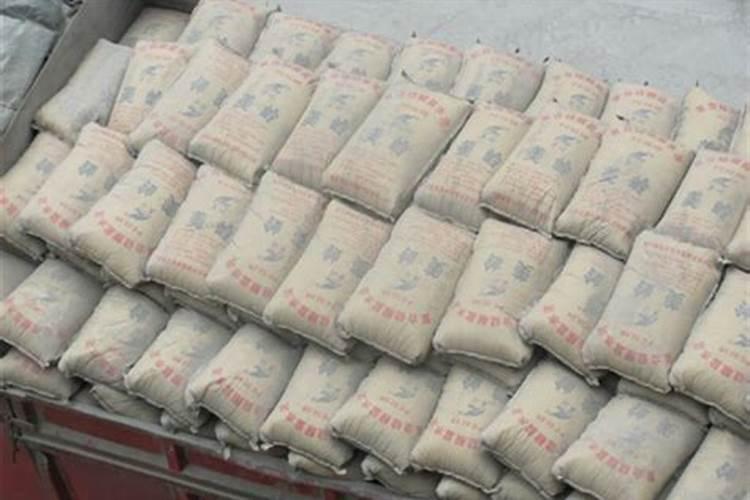 1克硼肥兑多少斤水合适？