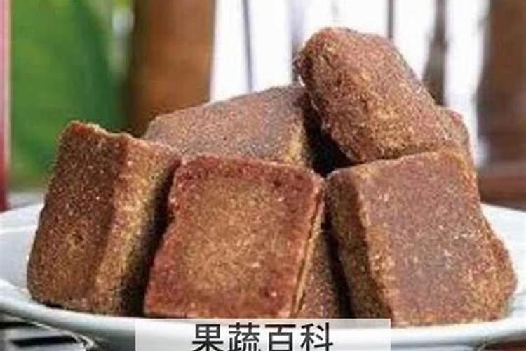 梨树初花期喷尿素加硼肥糖能行吗？