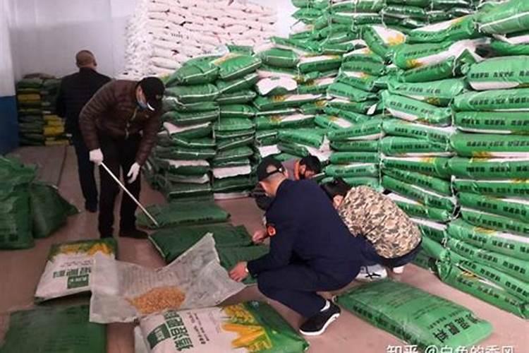买花送的肥料可以用吗